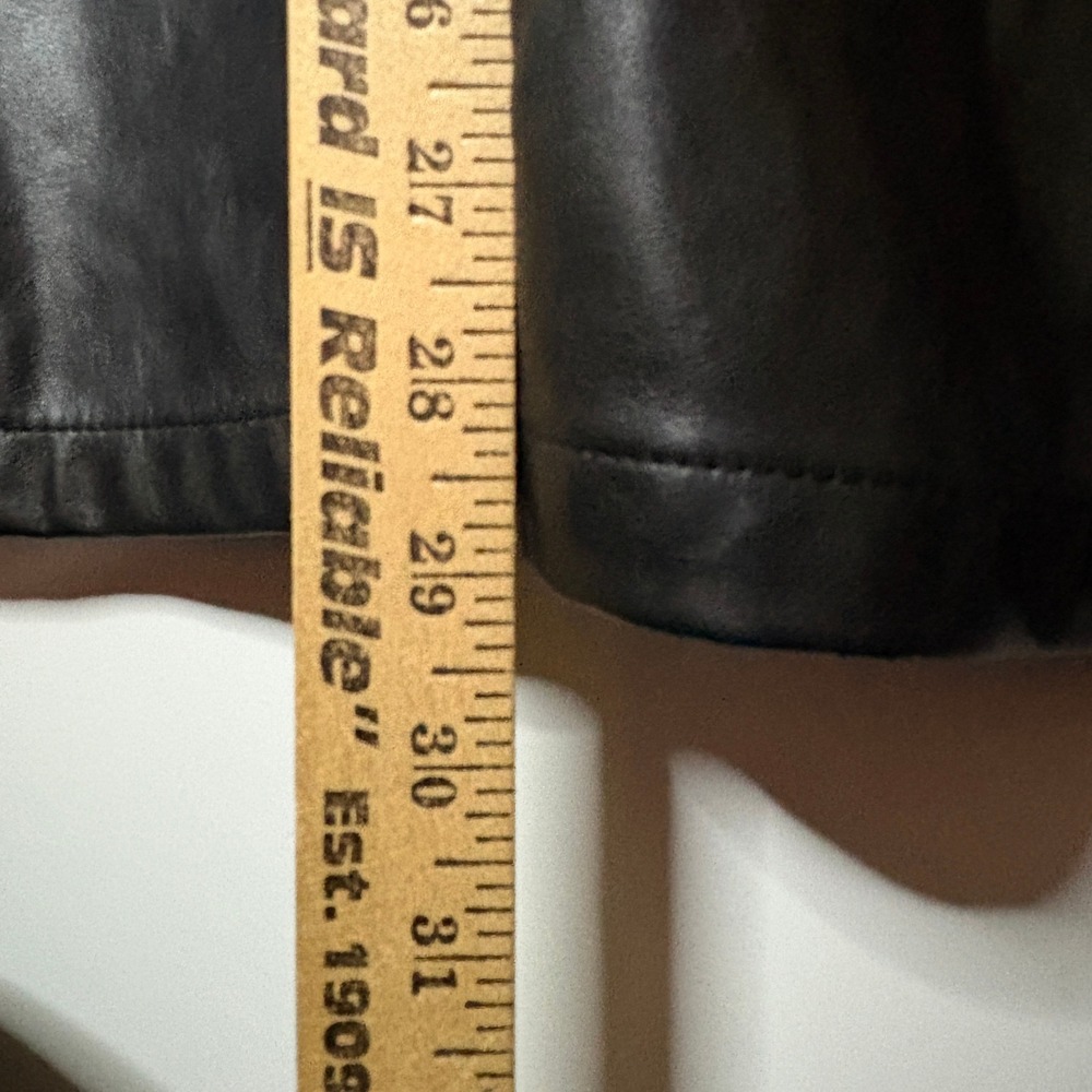 Gap Vegan Leather '70s Flare Pants Womens 8 Petite Black High Rise Edgy 406761 - Picture 9 of 9